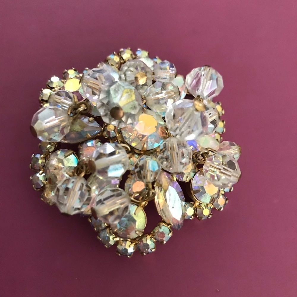 Juliana DeLizza and Elster Style Aurora Borealis Brooch, Dangling Large Crystals